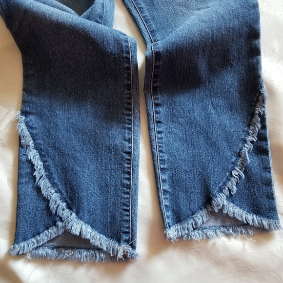 INC Skinny Leg Jeans Sz 2 - Picture 5 of 8
